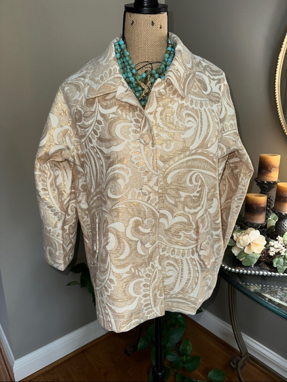 Susan Graver Cream and Gold Paisley Brocade Jacket size Medium NWOT